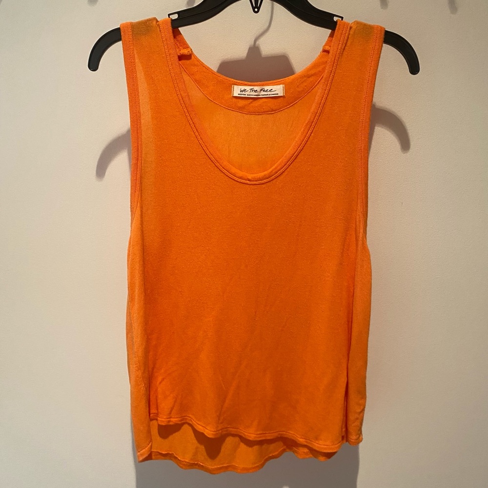 We The Free, Women’s Orange Scoop Neck Tank Top. Size Medium